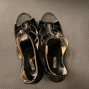 Elegant Black Zippered Women's Heels